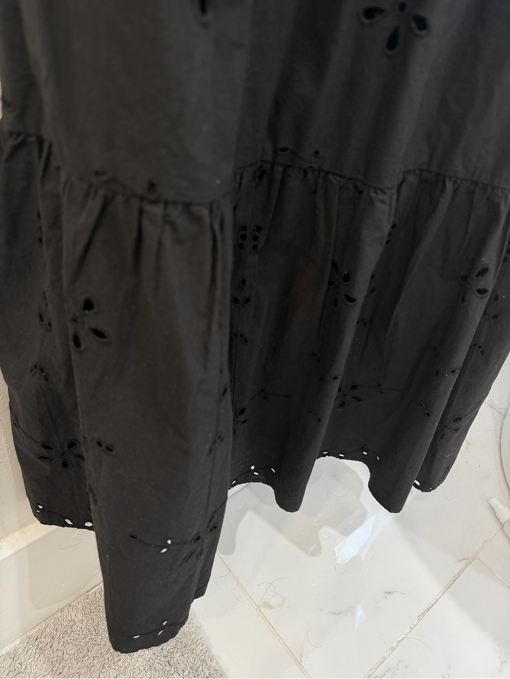 Zara Black Embroidered Eyelet Puff-Sleeve Maxi Dress - Picture 4 of 5